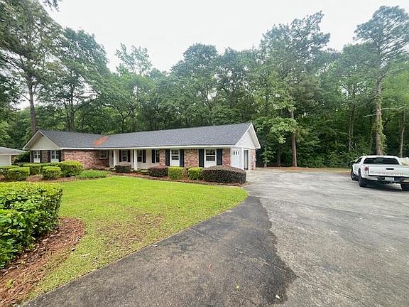 4th image of 719 Fawn Cir