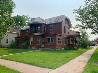 204 8th St S, La Crosse, WI 54601