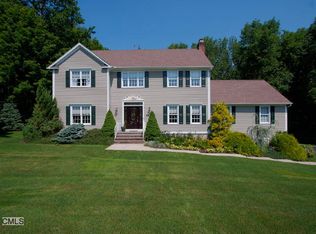 11 Deer River Ln, Monroe, CT 06468