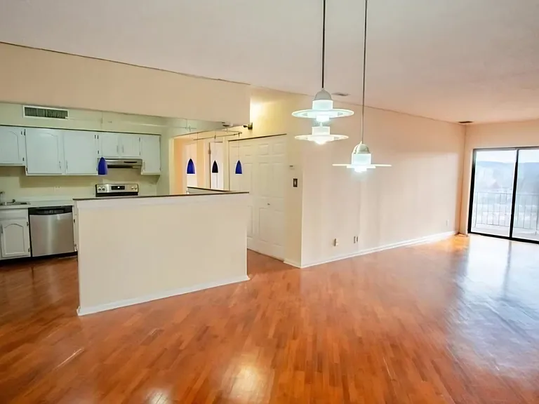 20729 Valley Forge Cir #729 — Photo 11
