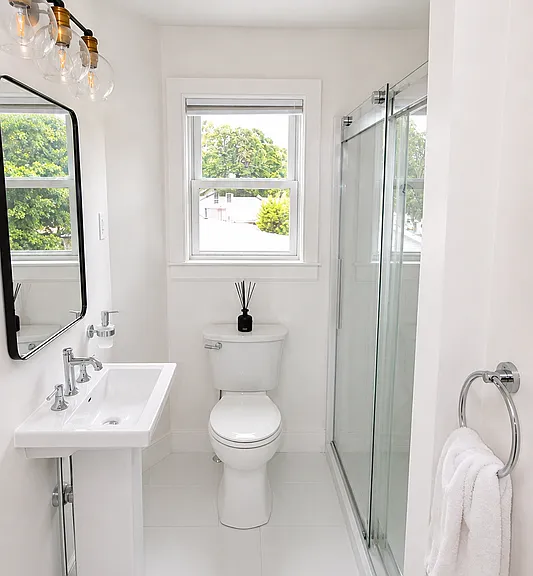 302 Pine St #2 — Photo 2