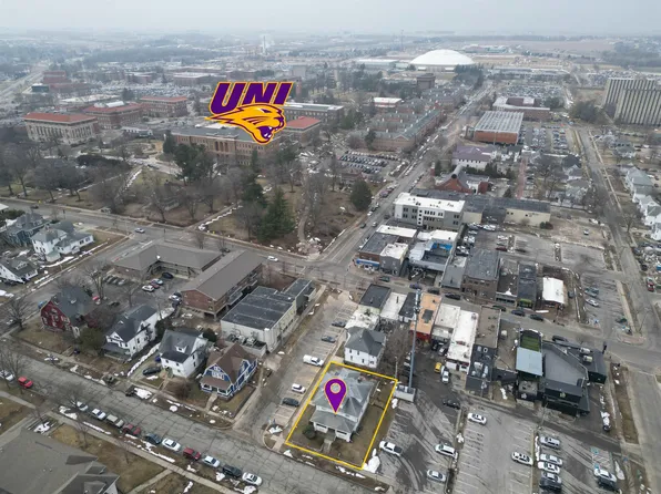 2221 Olive St, Cedar Falls, IA 50613