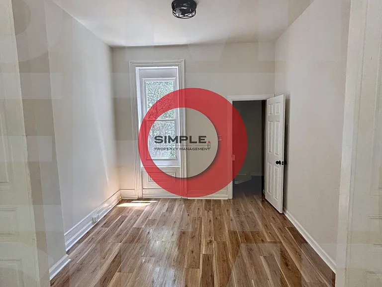 434 Woodward St — Photo 6