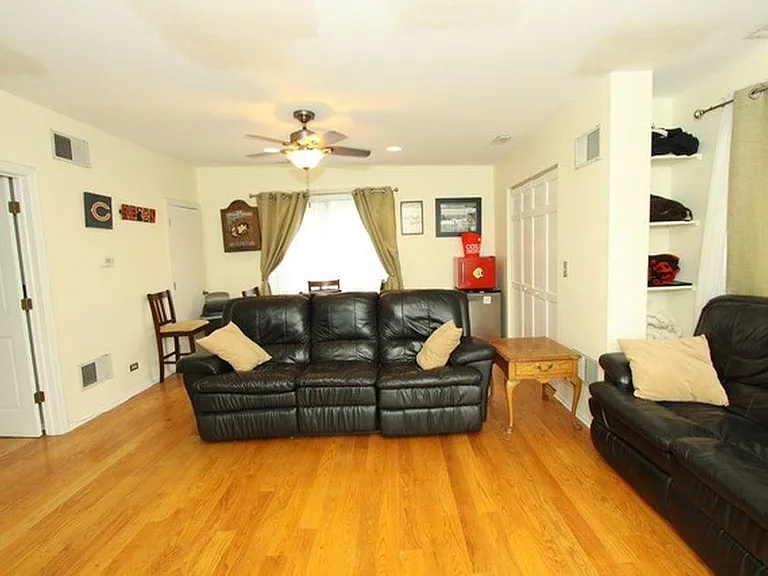 2643 N Southport Ave #E — Photo 14