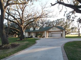 913 Sunset Trl, Angleton, TX 77515