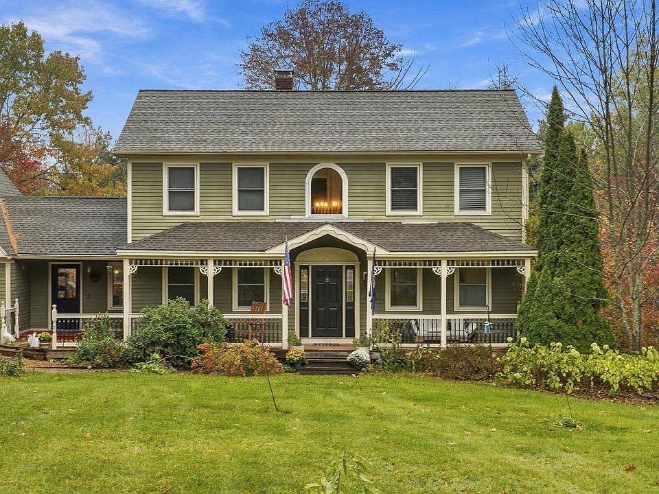 1st image of 12 Deer Hill Lane