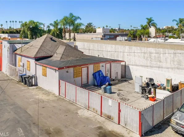 725 S Main St, Santa Ana, CA 92701