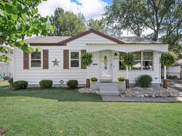 4308 Ashby Rd, Saint Ann, MO 63074