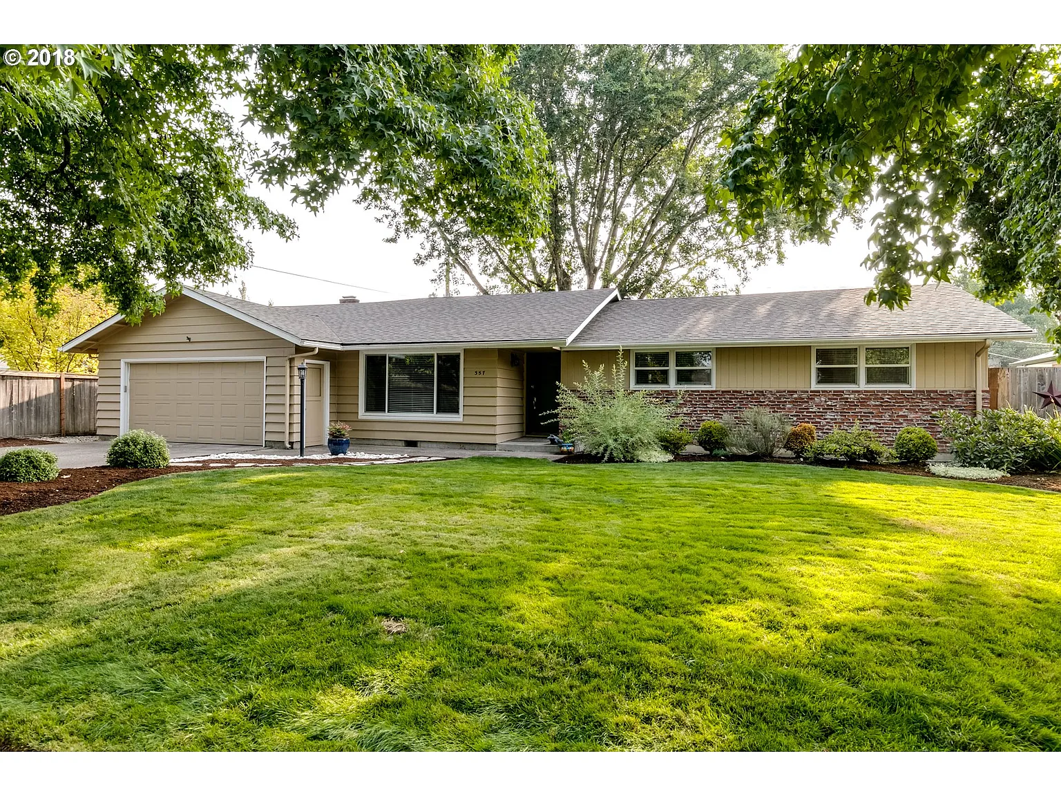 357 Van Duyn St photo 1