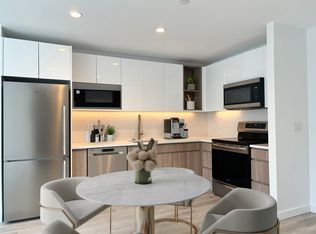 85 Commercial St #2EE, Brooklyn, NY 11222