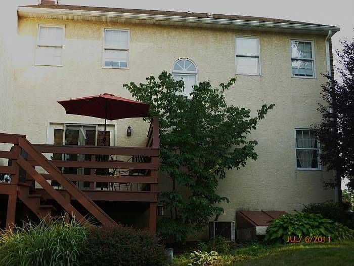 2nd image of 33 Warwick Ct