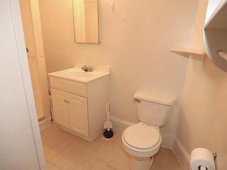 1303 N Calvert St #1F — Photo 11