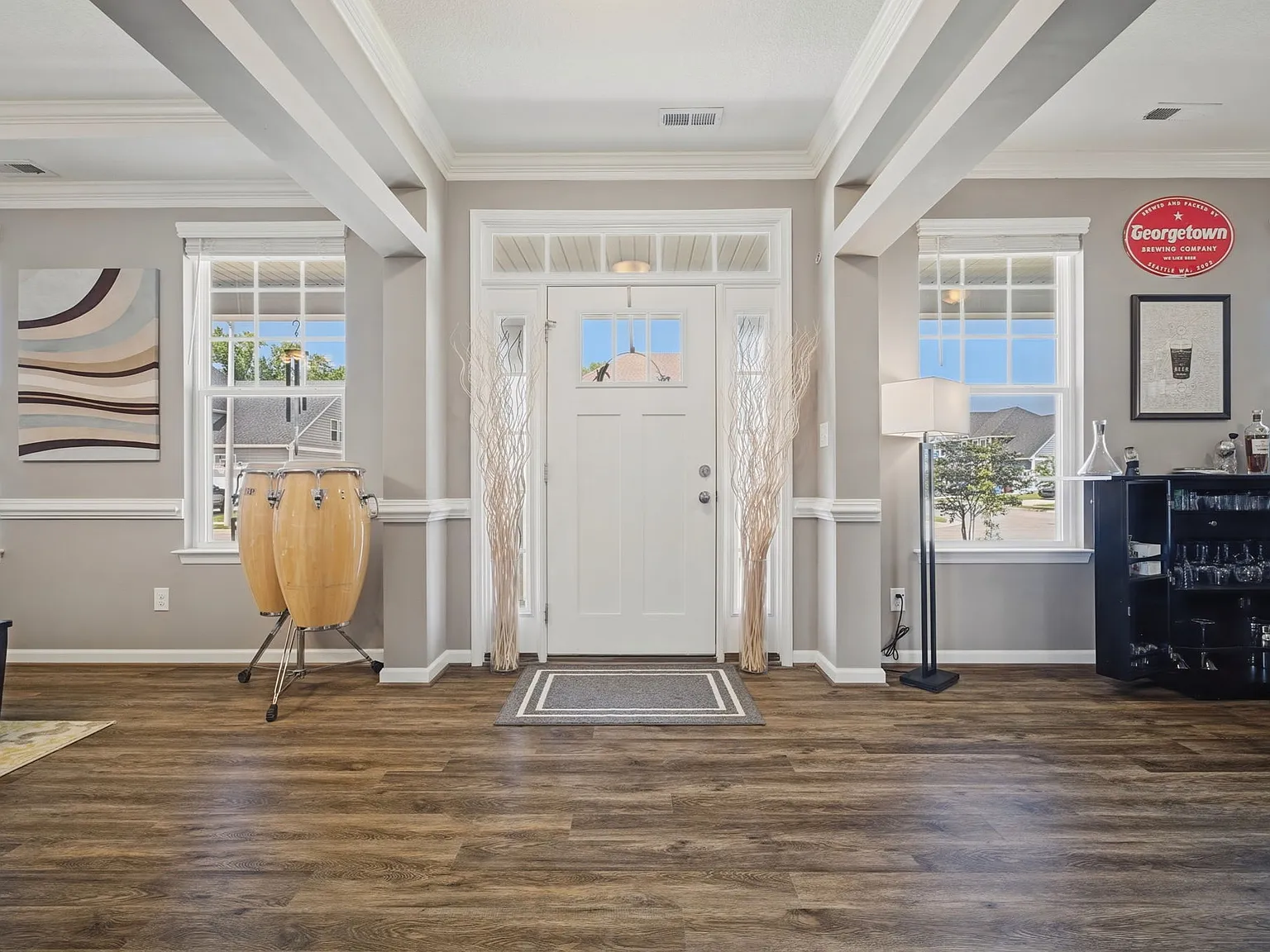 5 bed, 2.5 bath, 2976 sqft, $3,500 — Photo 3