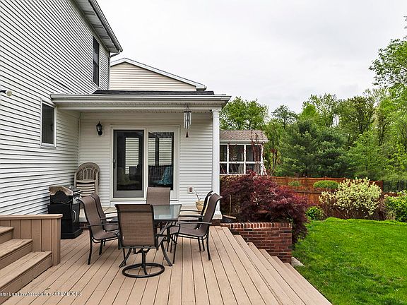 3rd image of 5778 Whisperwood Dr