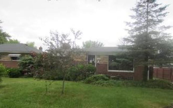 1st image of 22245 Raymond St