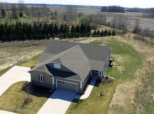 5280 Hawk Hollow Dr E, Bath, MI 48808