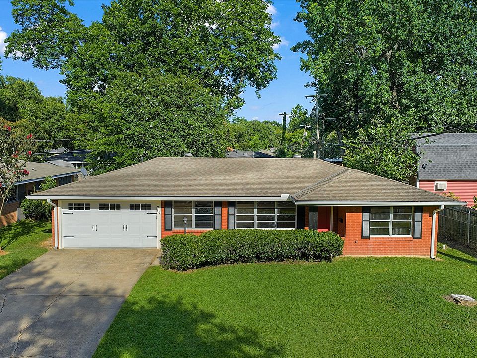 1st image of 709 Robards St