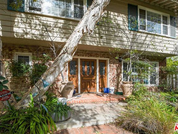 4th image of 4111 Picasso Ave