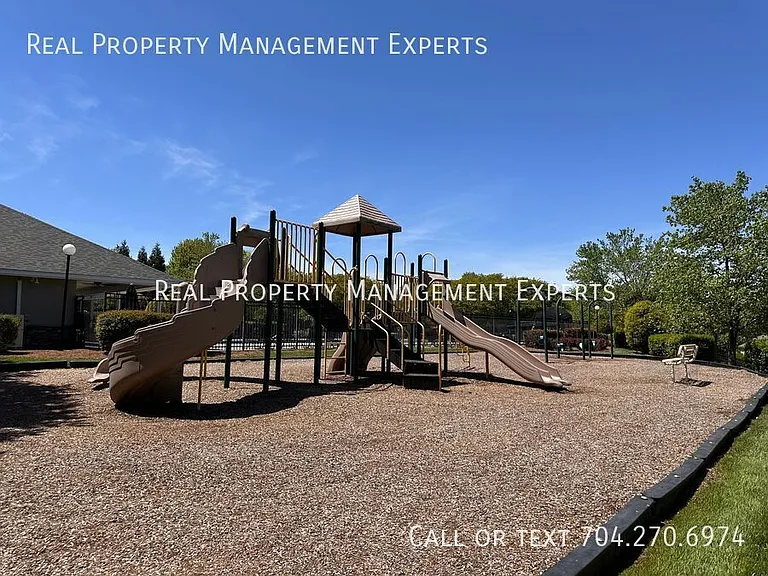 10834 Glenluce Ave — Photo 23
