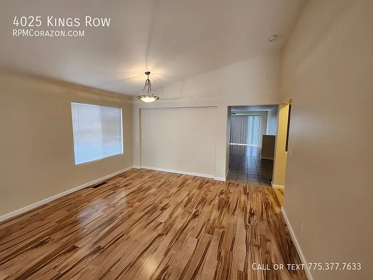 4025 Kings Row — Photo 2
