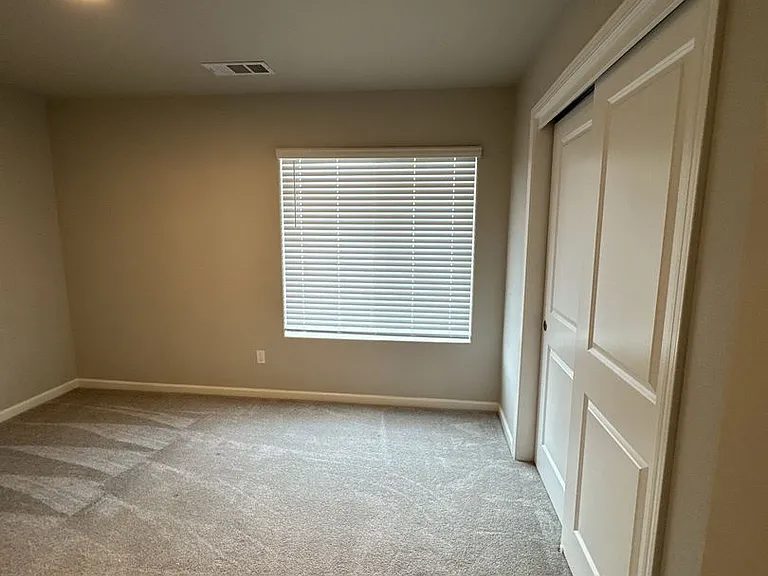 414 S Summit St #101-104 — Photo 23