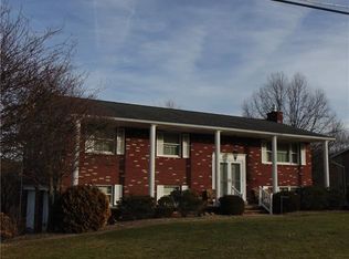 1021 Sharon Dr, Rostraver Township, PA 15012