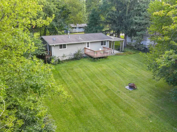 604 Halbert St, Green Lake, WI 54941