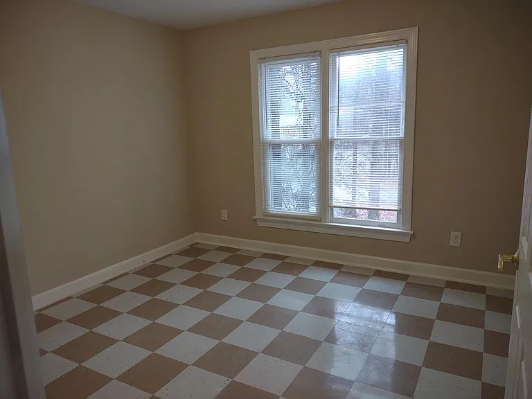 3204 Hickory Rd — Photo 13