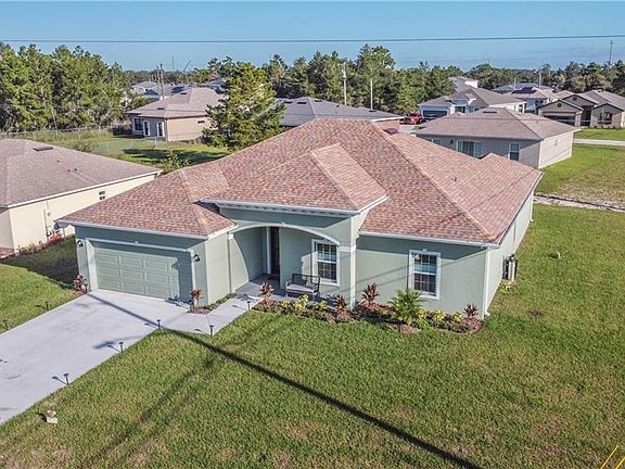 2nd image of 301 Begonia Ct