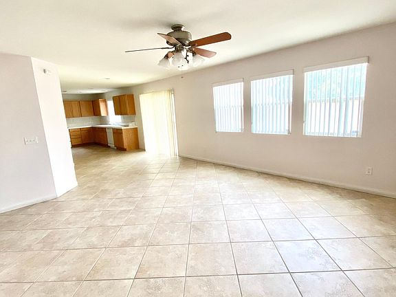 3rd image of 43708 Dana Dr