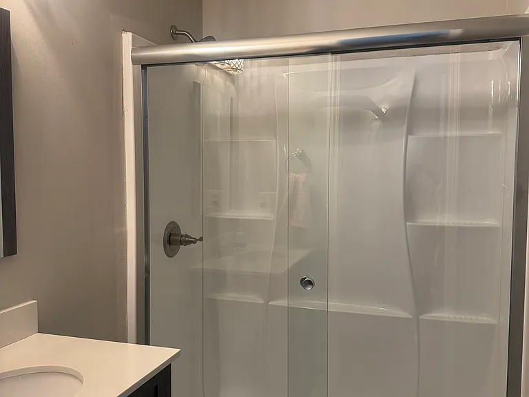 104 Aspenwood Dr — Photo 1