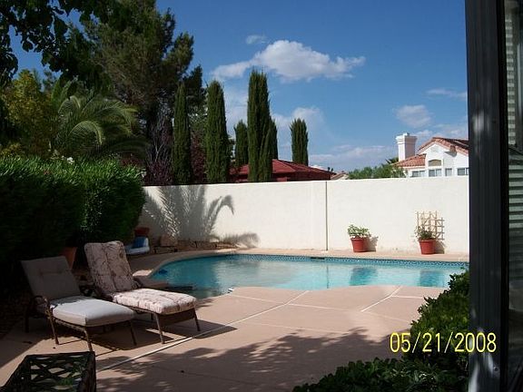 Pool & Spa