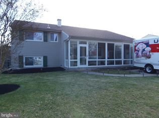 452 College Blvd, Woodbury Heights, NJ 08097