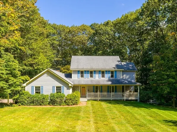 24 Stoneybrook Rd, Charlton, MA 01507