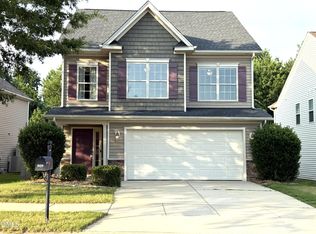 909 Steelhorse Dr, Fuquay Varina, NC 27526