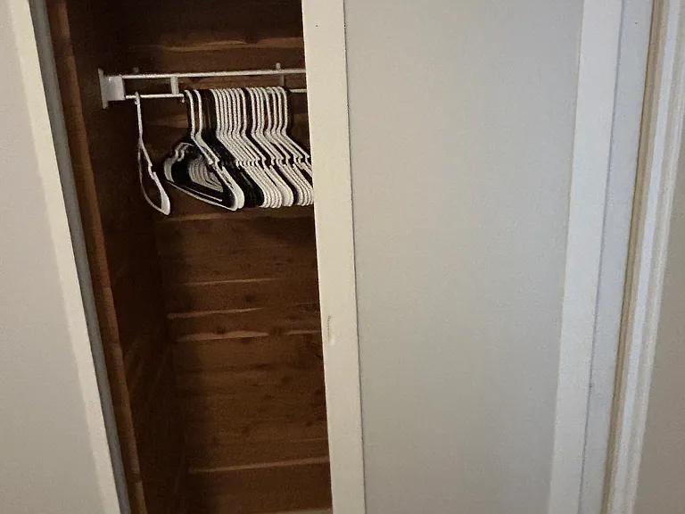 BEDROOM CEDAR CLOSETS