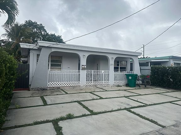3rd image of 371 NW 59th Ct