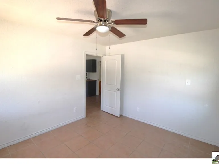 714 S 20th St #B — Photo 16