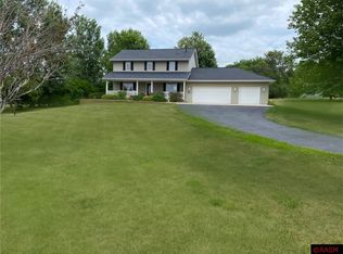 113 Pheasant Dr, Mankato, MN 56001