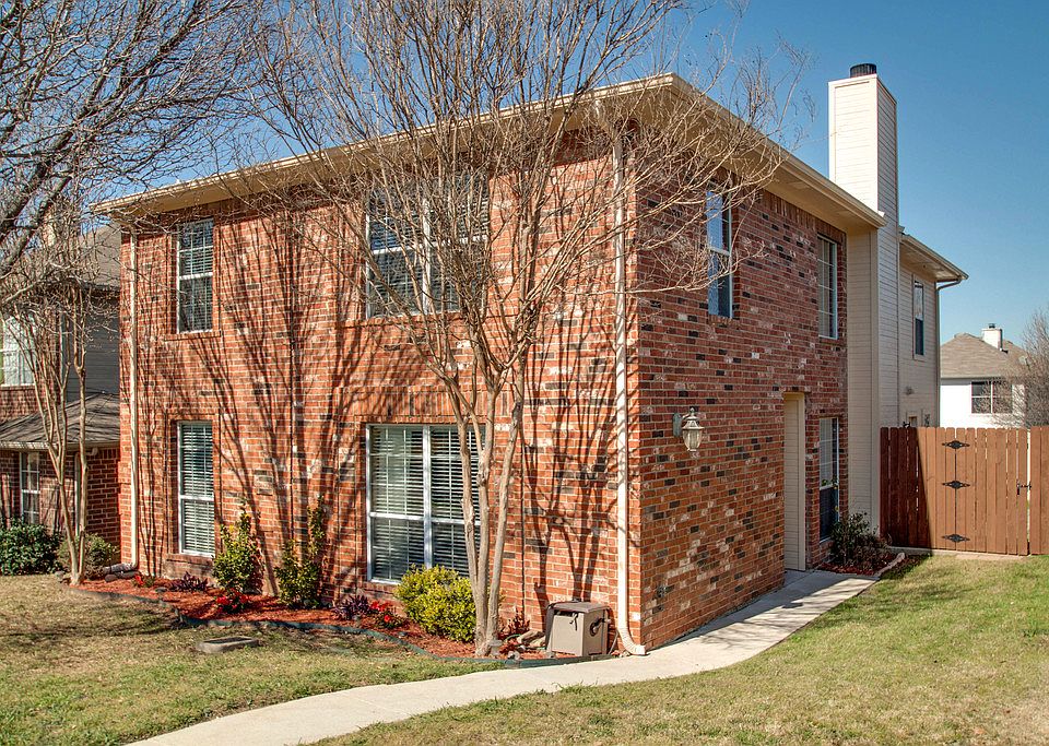 1st image of 545 Valley View Dr