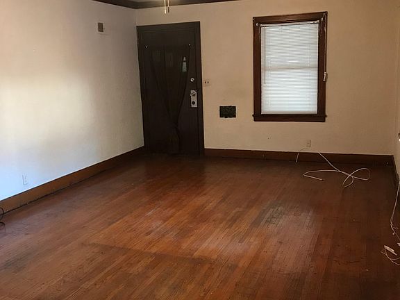 2nd image of 2431 W Malone Ave