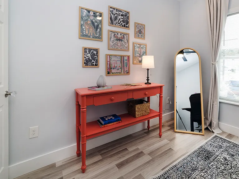 955 Locust St NE #B — Photo 12