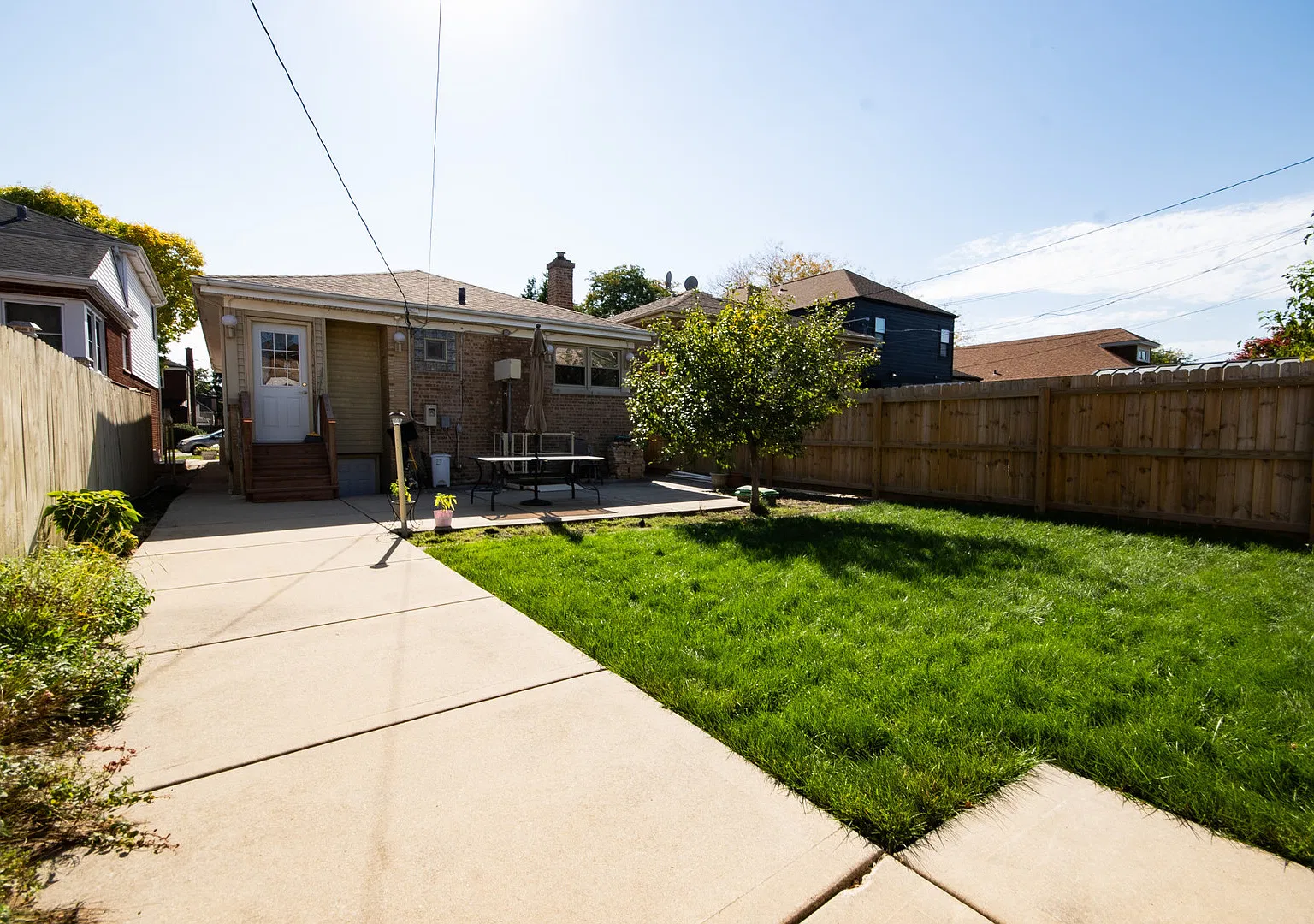 4 bed, 2900 sqft, $3,700 — Photo 4