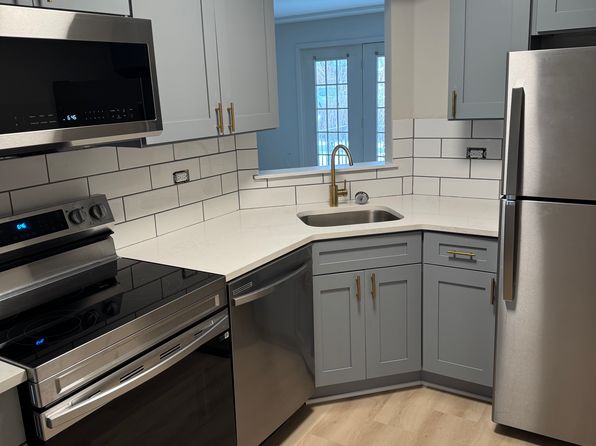 4161 Williamsburg Ct APT 302