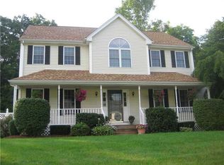 1 Pond View Way, North Attleboro, MA 02760
