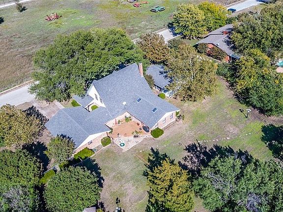 3rd image of 10533 Kinney Dr