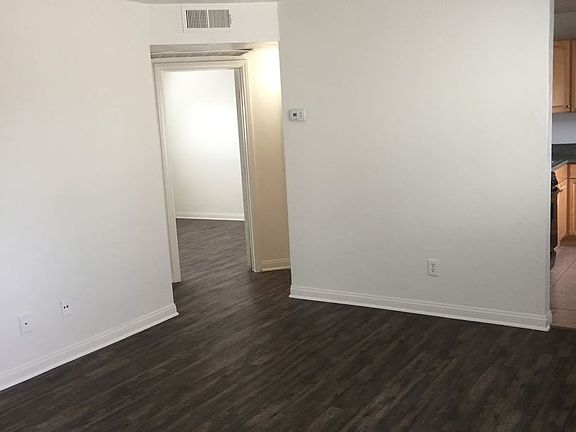 3rd image of 4639 35th St Unit 07