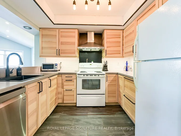 65 Bristol Rd E #223 — Photo 20