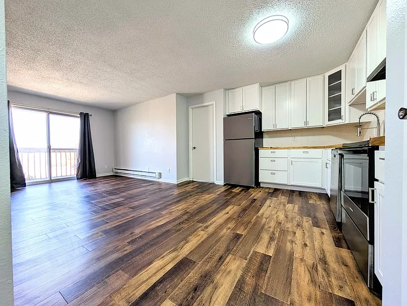 2 bed, 1.5 bath, 760 sqft, $1,125 — Photo 1