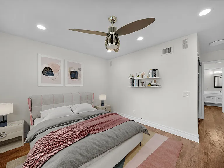 561 Walter Ave — Photo 11